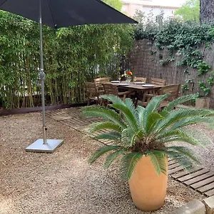  Appartement Les Bains De Mer Yourhosthelper France